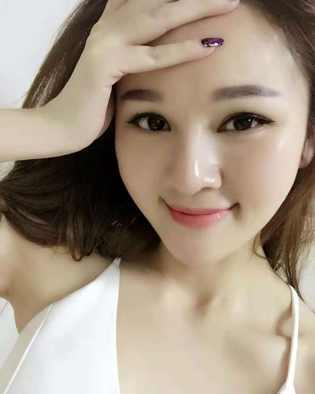 欣颖的第一张照片--父母相亲团