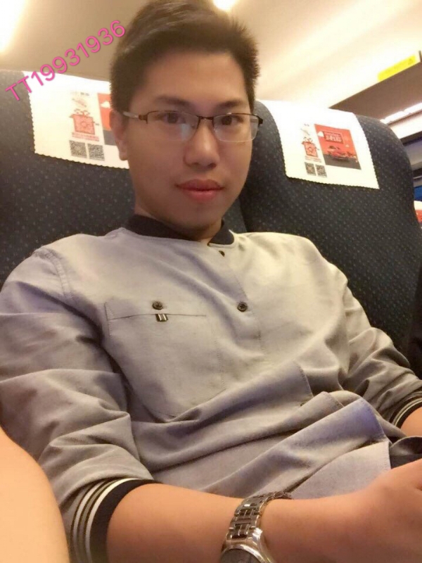 落幕的第一张照片--父母相亲团