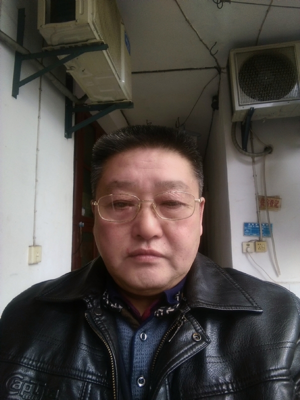 金泰的第一张照片--父母相亲团