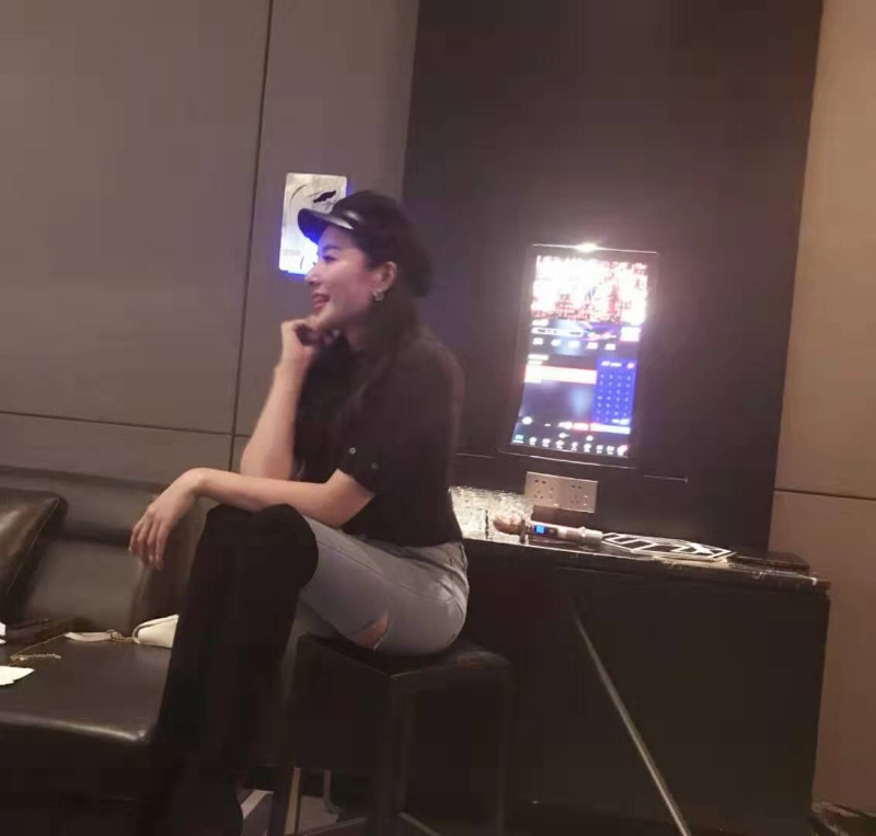 婷婷的第三张照片--父母相亲团