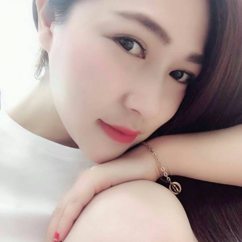 Emily的第一张照片--父母相亲团