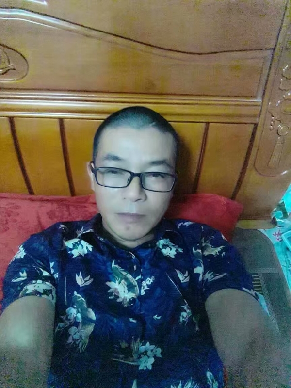 坚信就是你的第一张照片--父母相亲团