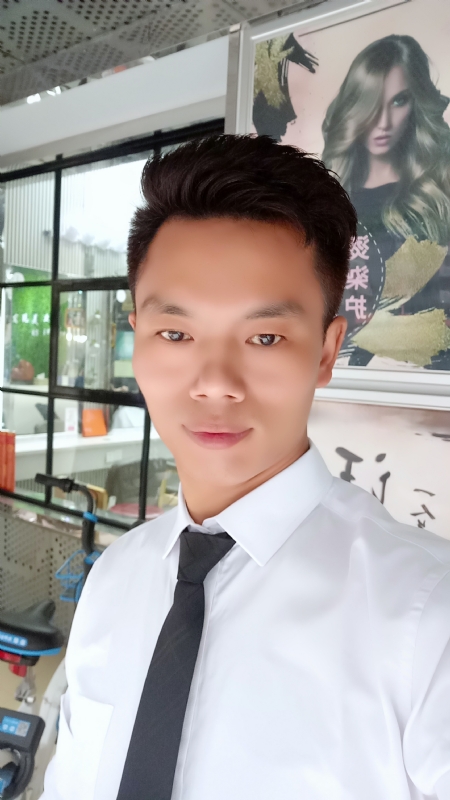 阳光男士的第一张照片--父母相亲团