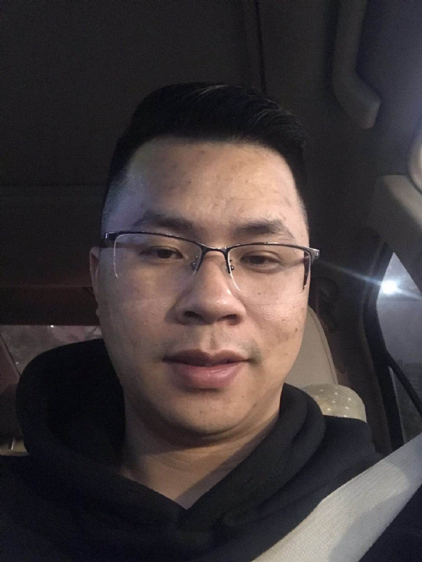 心飞扬的第一张照片--父母相亲团
