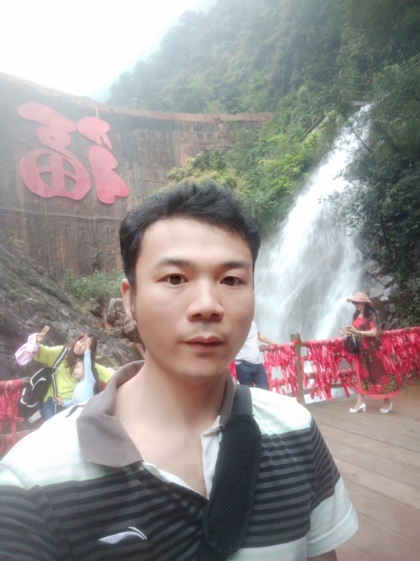 珊珊您是珊无无无妻的第一张照片--父母相亲团