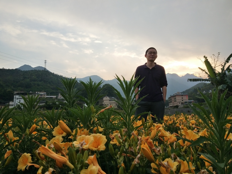 黄晓东的第一张照片--父母相亲团