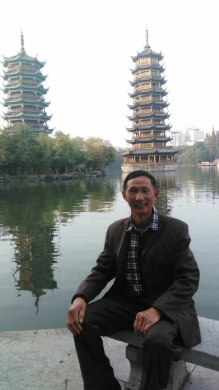 寻找有缘人的第一张照片--父母相亲团