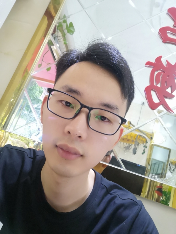 嗨喽先生的第一张照片--父母相亲团