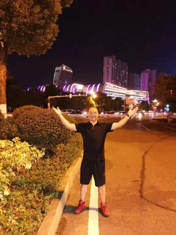 李国伟的第二张照片--父母相亲团
