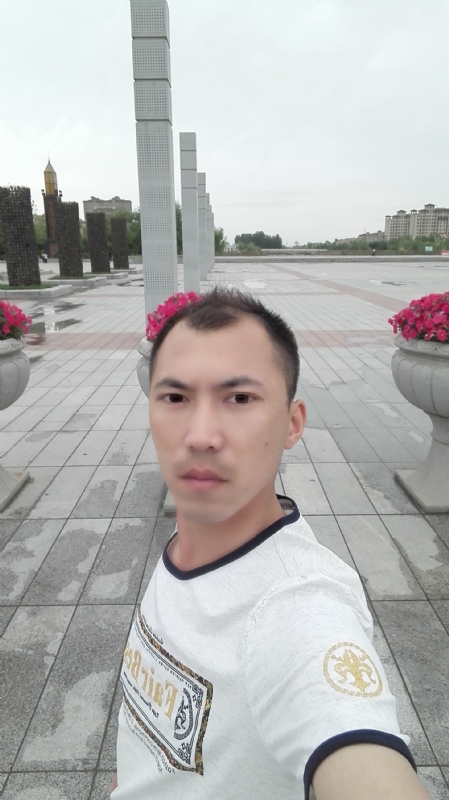 天平的第一张照片--父母相亲团