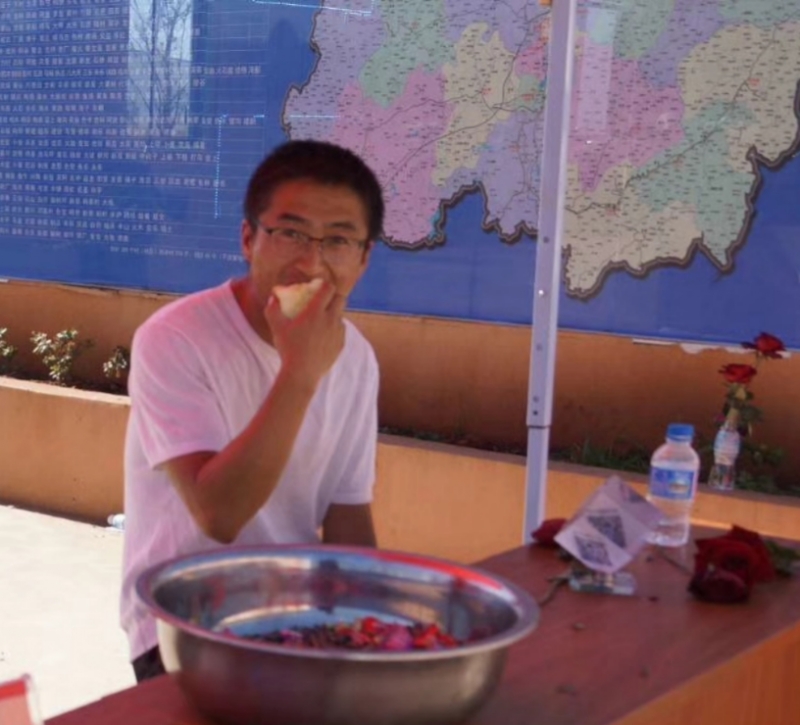 寻水的第一张照片--父母相亲团