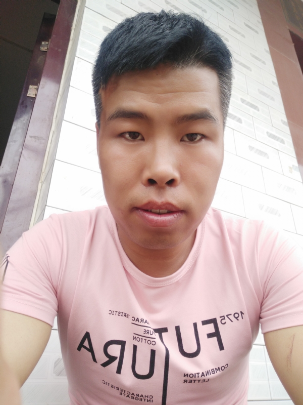 守护爱情的第一张照片--父母相亲团