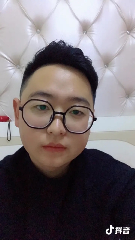 杰森的第一张照片--父母相亲团