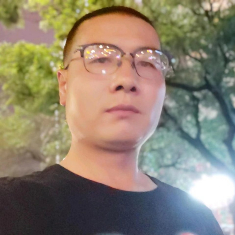 登喜路的第一张照片--父母相亲团