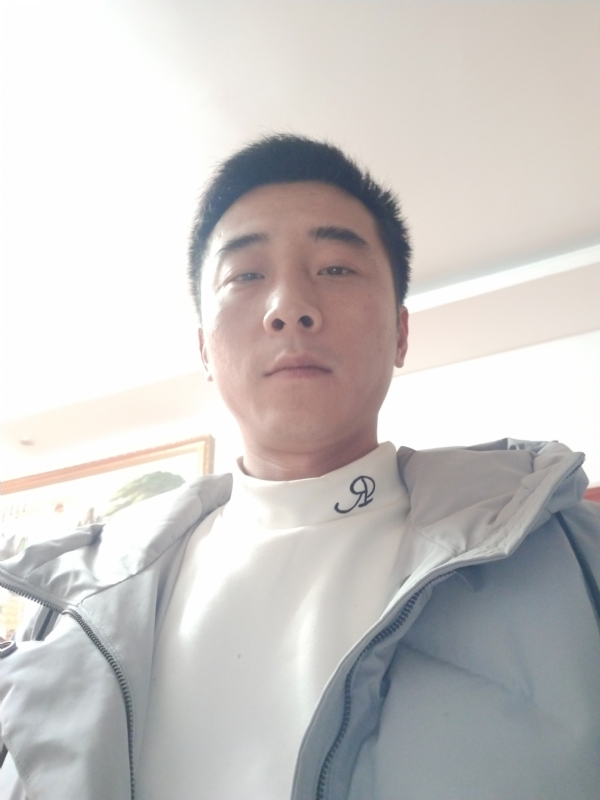 走进来的第一张照片--父母相亲团