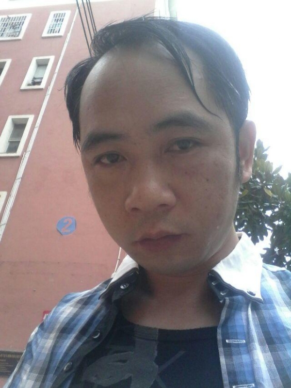 佰年孤独的第一张照片--父母相亲团