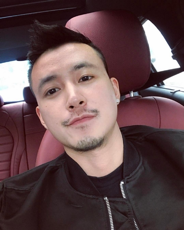 隆刘的第一张照片--父母相亲团