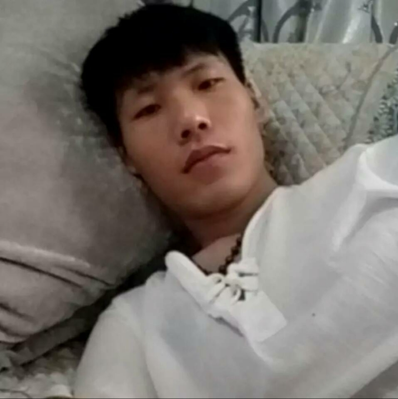 小九的第一张照片--父母相亲团