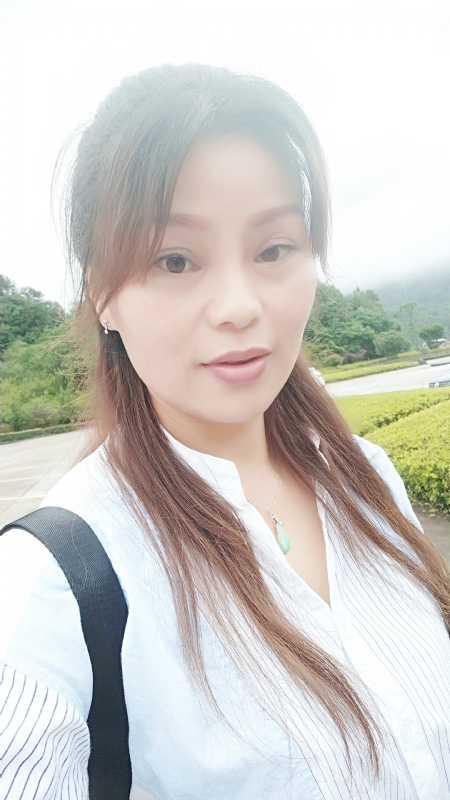 韩雅的第一张照片--父母相亲团