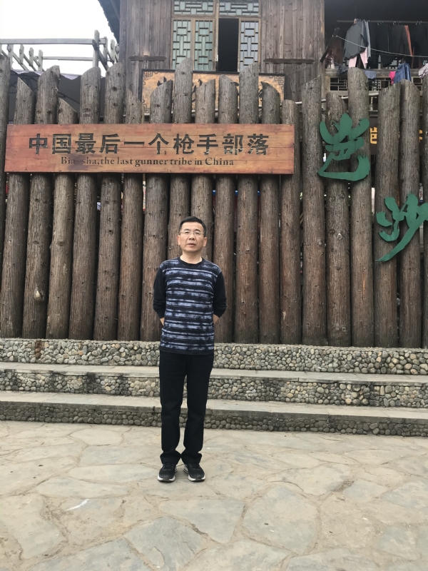 屯里的富豪的第一张照片--父母相亲团