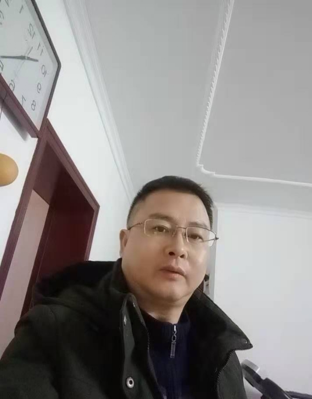 想牵你的手的第一张照片--父母相亲团