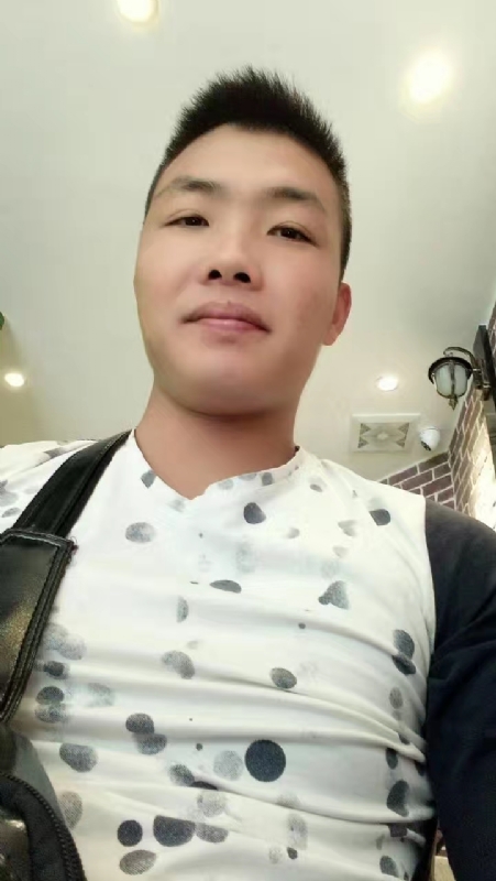吃生蚝的小乖乖的第一张照片--父母相亲团