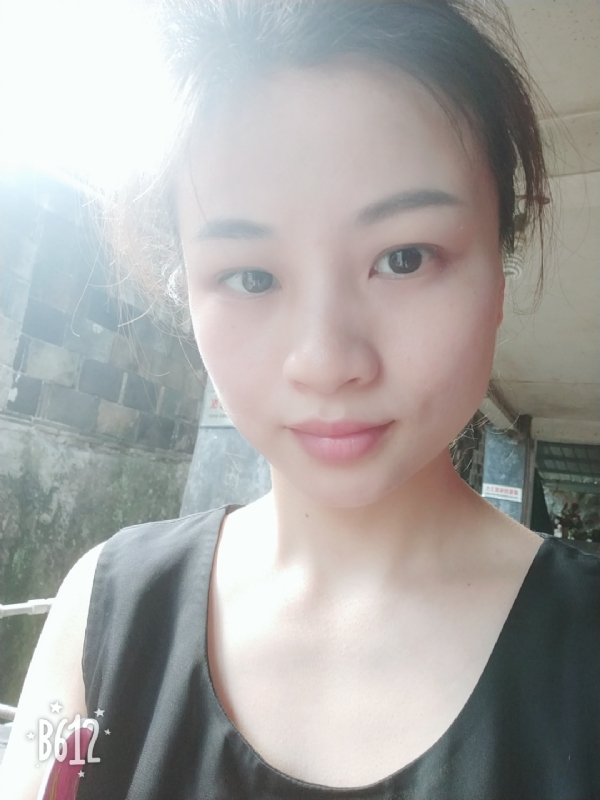 慢慢的第三张照片--父母相亲团