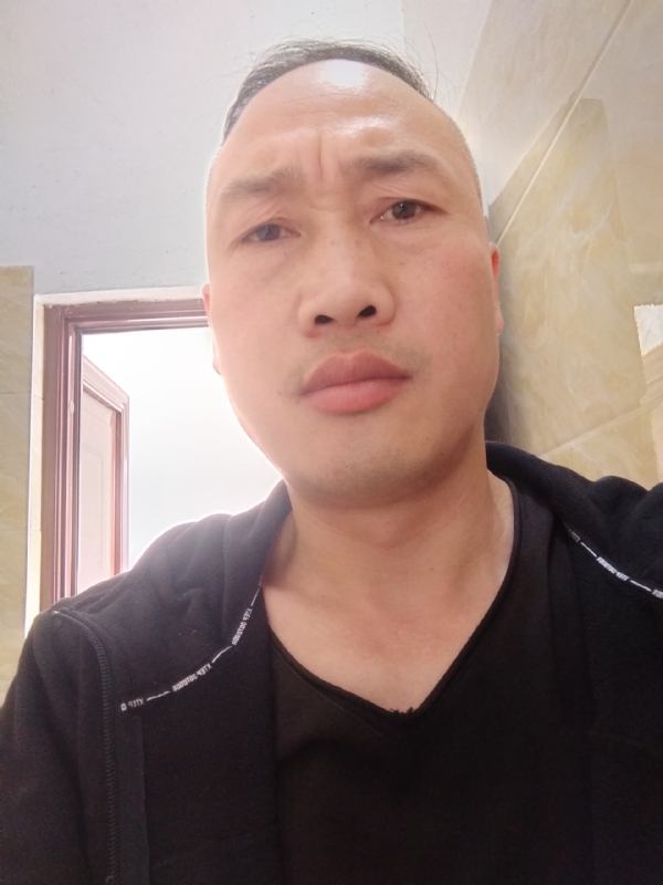 猴哥的第一张照片--父母相亲团