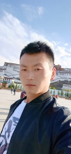 阳光下的小草的第一张照片--父母相亲团