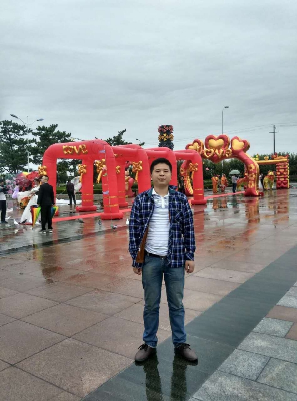 在奋斗的第三张照片--父母相亲团