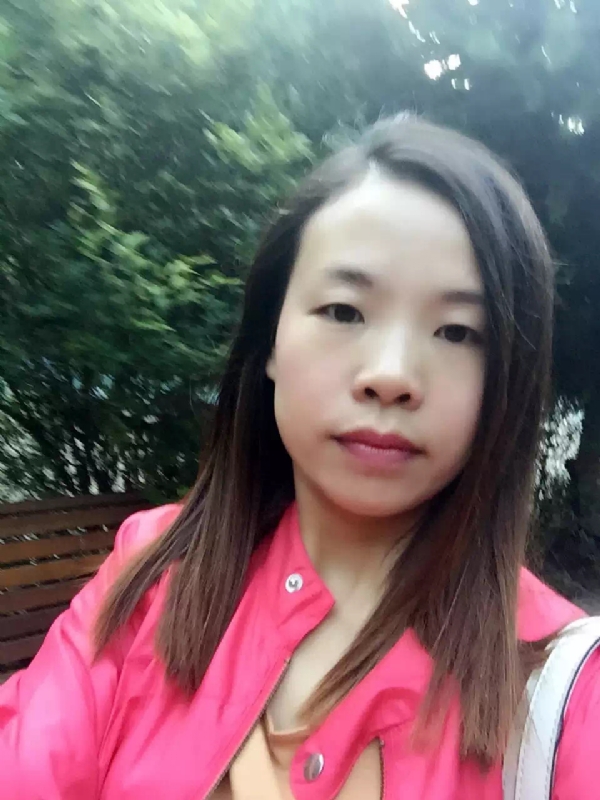 褪色的回忆的第一张照片--父母相亲团