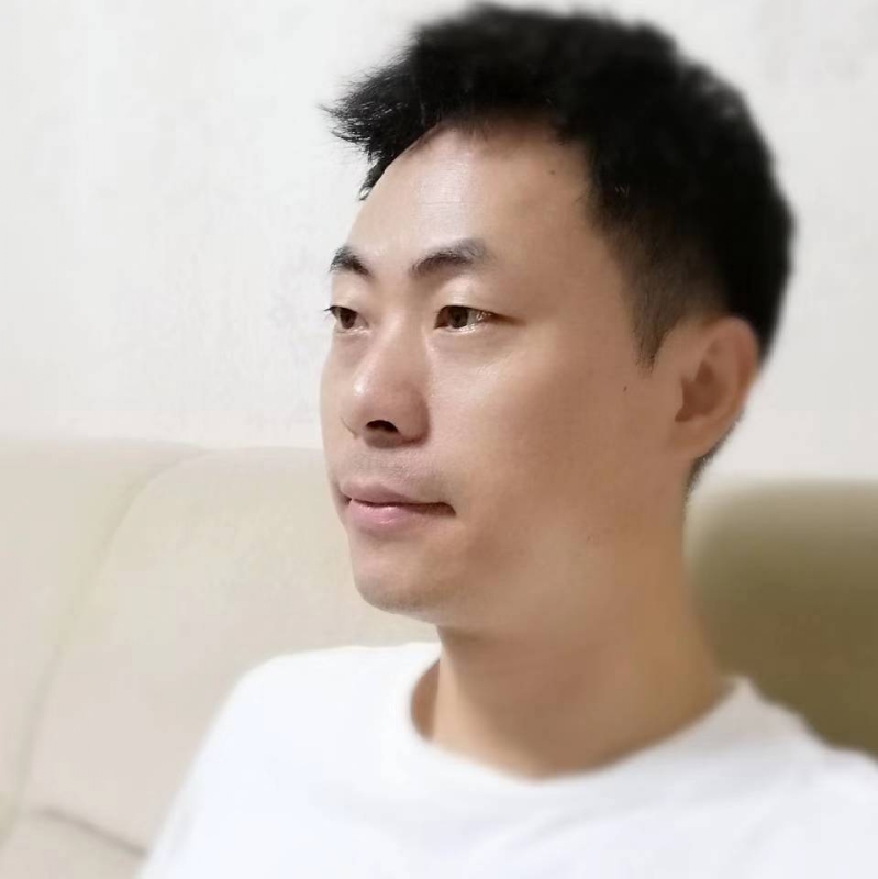 依洺的第一张照片--父母相亲团