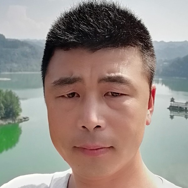 风雨天涯的第一张照片--父母相亲团