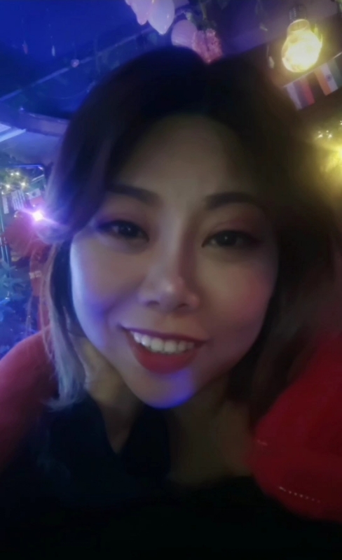 收快递的费仙女的第一张照片--父母相亲团