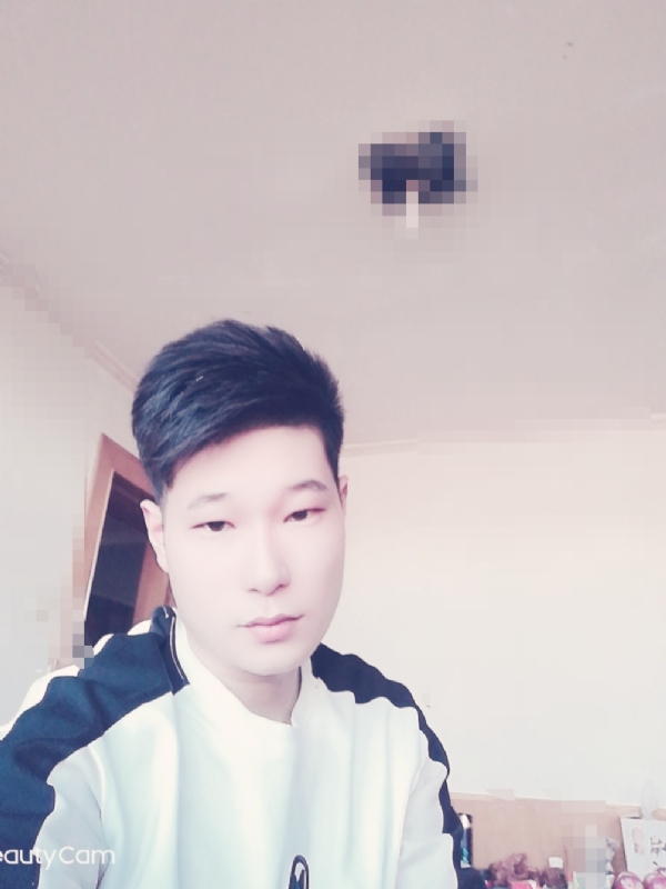 子凡的第一张照片--父母相亲团