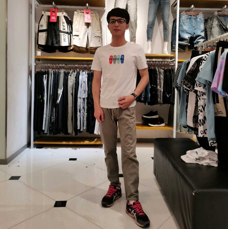 展昭的第三张照片--父母相亲团