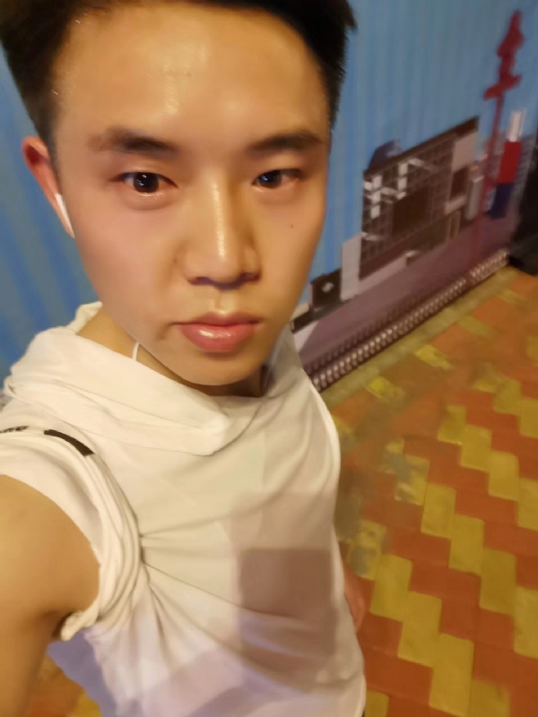 雷子的第一张照片--父母相亲团