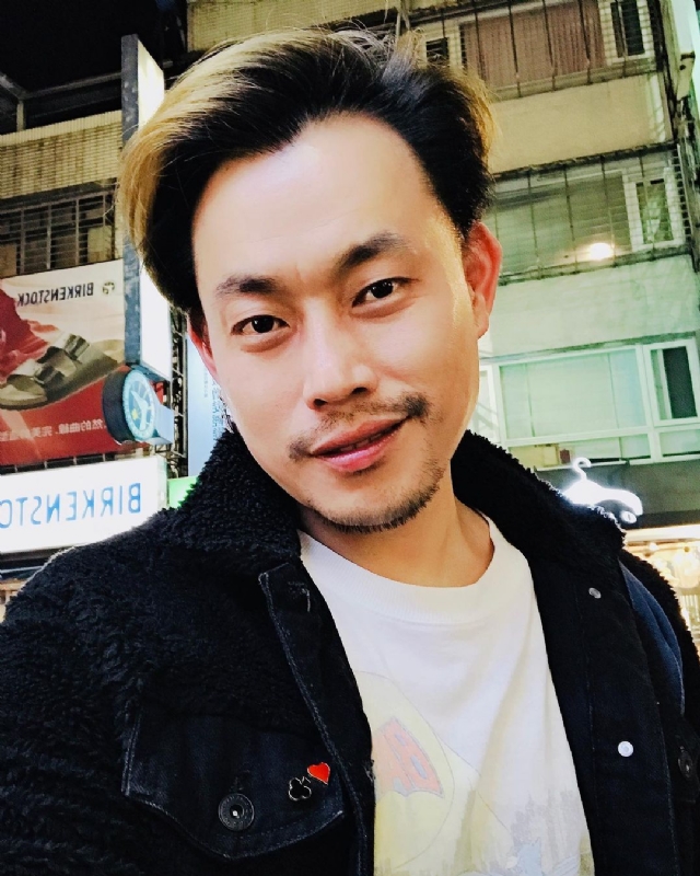 阿偉的第一张照片--父母相亲团