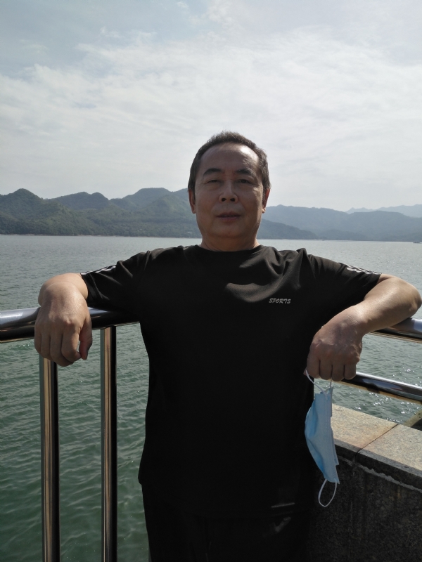 重振雄风的第四张照片--父母相亲团