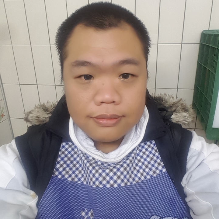 黑熊的第一张照片--父母相亲团