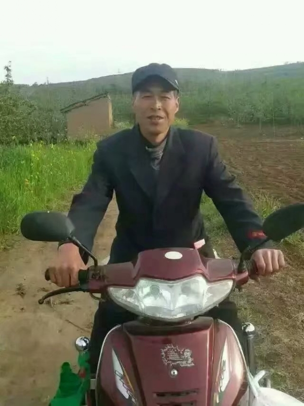 牵手随缘的第一张照片--父母相亲团