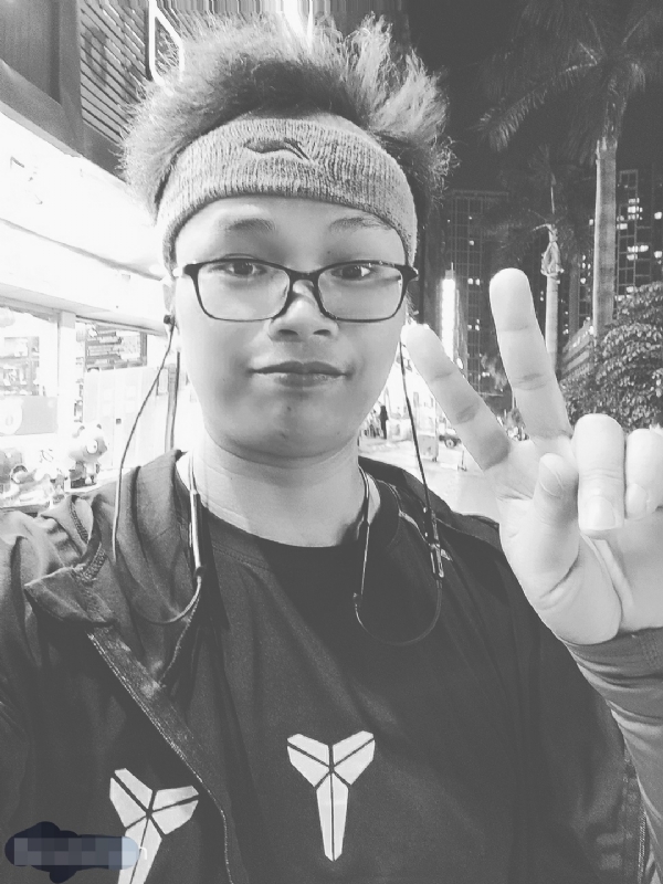 阿蒙的第一张照片--父母相亲团