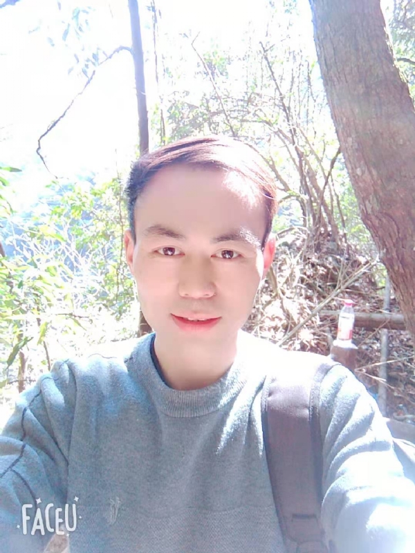 阿龙的第一张照片--父母相亲团