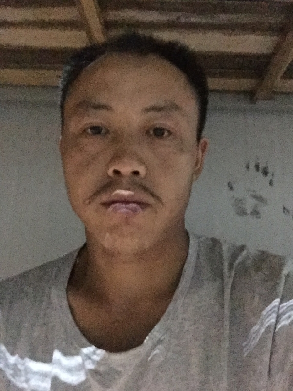 老曹的第二张照片--父母相亲团