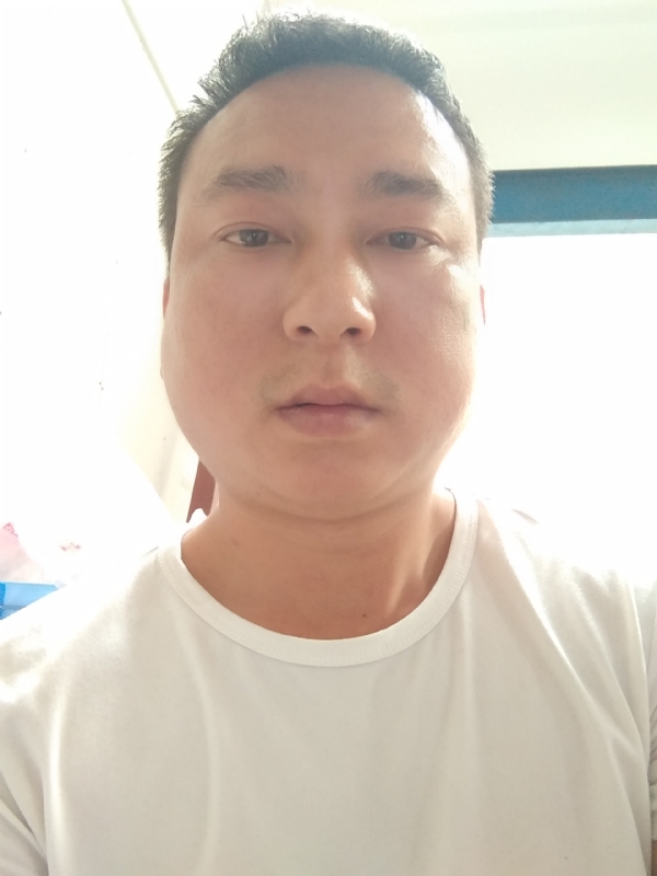 大叔的第一张照片--父母相亲团