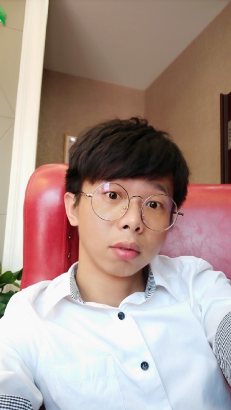 飞飞的第三张照片--父母相亲团