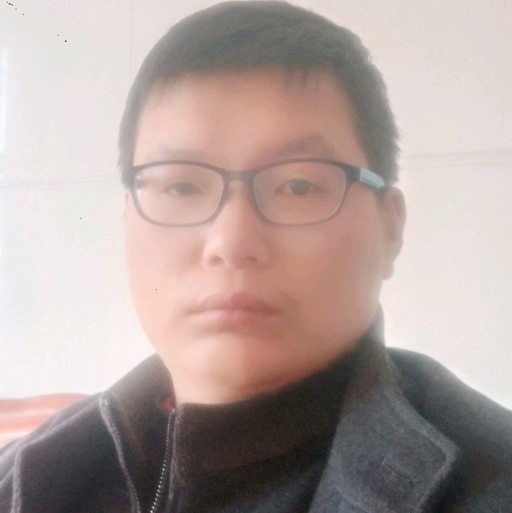 小男人的第一张照片--父母相亲团