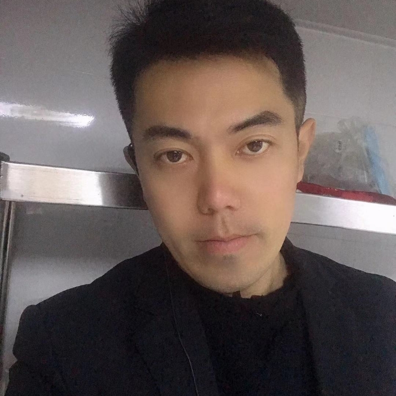 李龙的第二张照片--父母相亲团