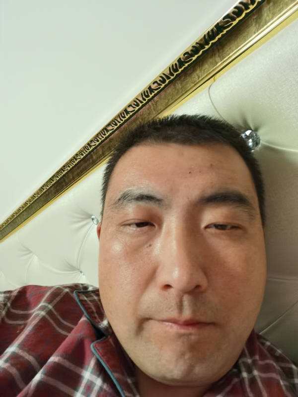 紫夜的第一张照片--父母相亲团