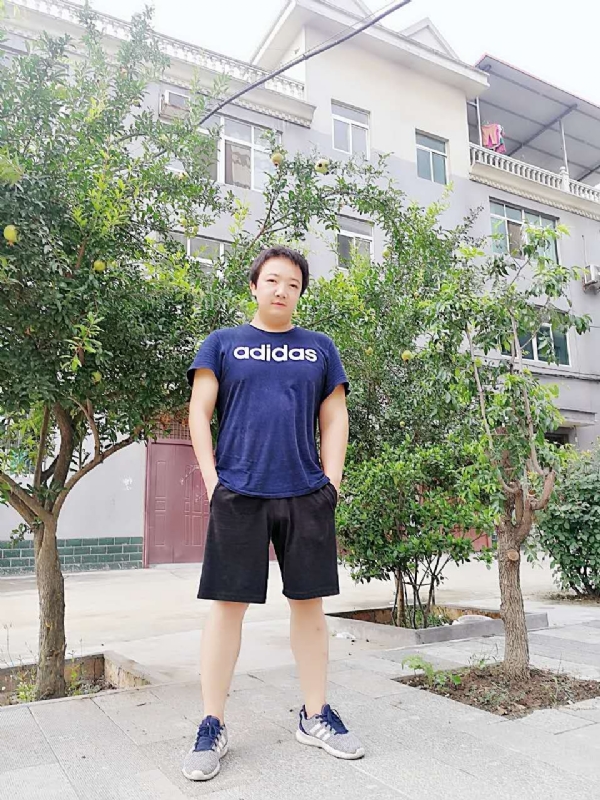 小宇的第二张照片--父母相亲团